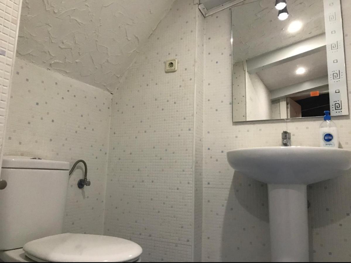 Chale Barajas Escala Hotel Madrid Eksteriør billede