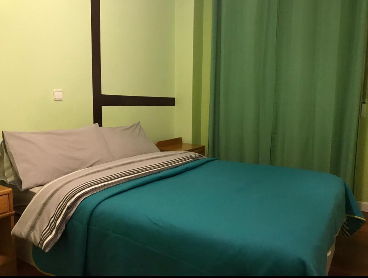 Chale Barajas Escala Hotel Madrid Eksteriør billede