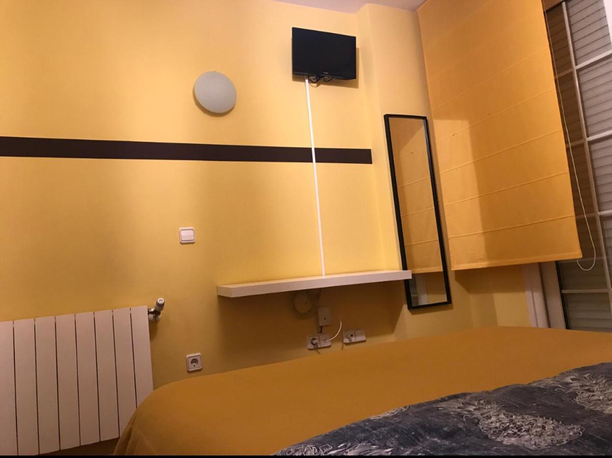 Chale Barajas Escala Hotel Madrid Eksteriør billede