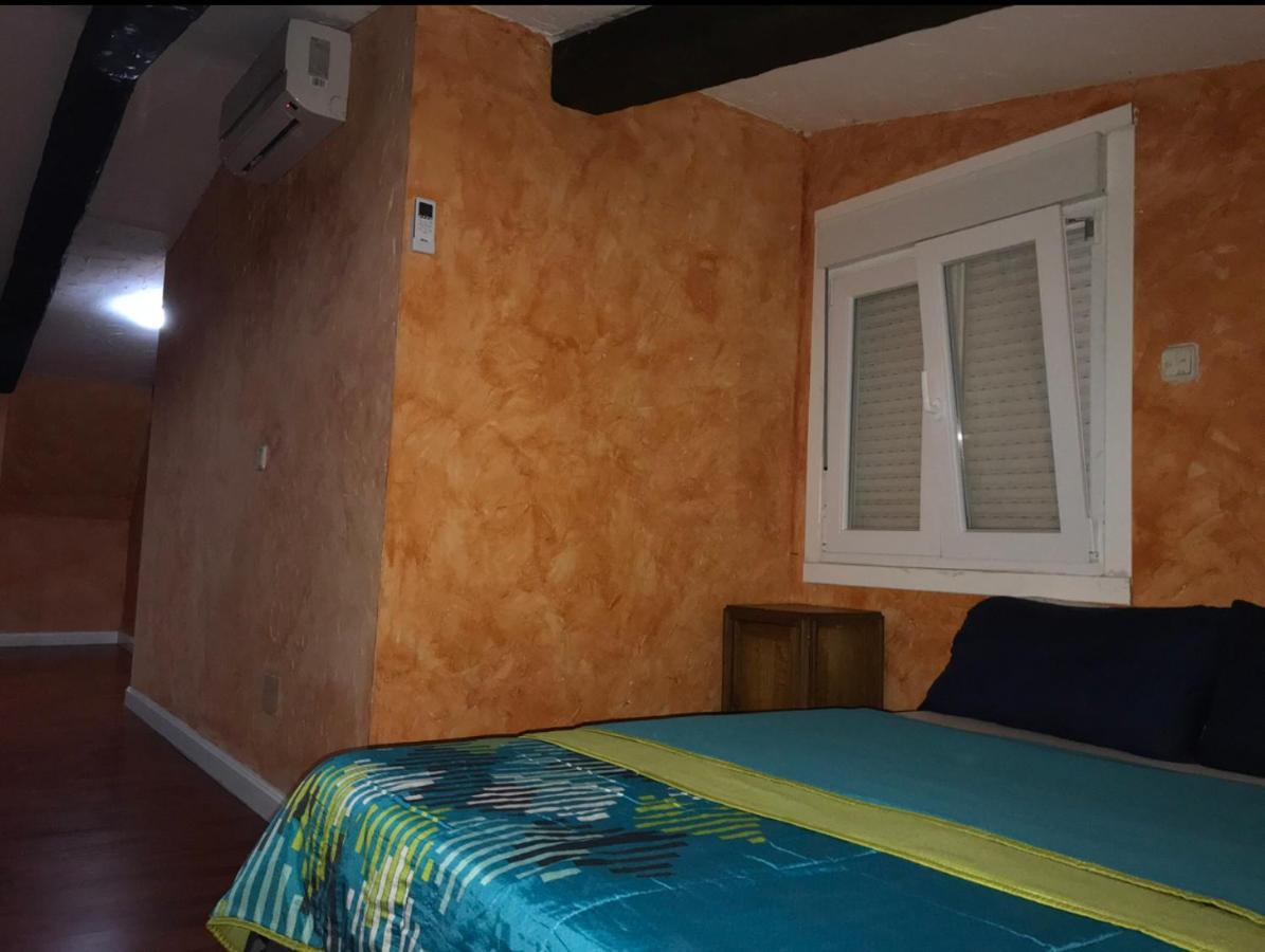 Chale Barajas Escala Hotel Madrid Eksteriør billede